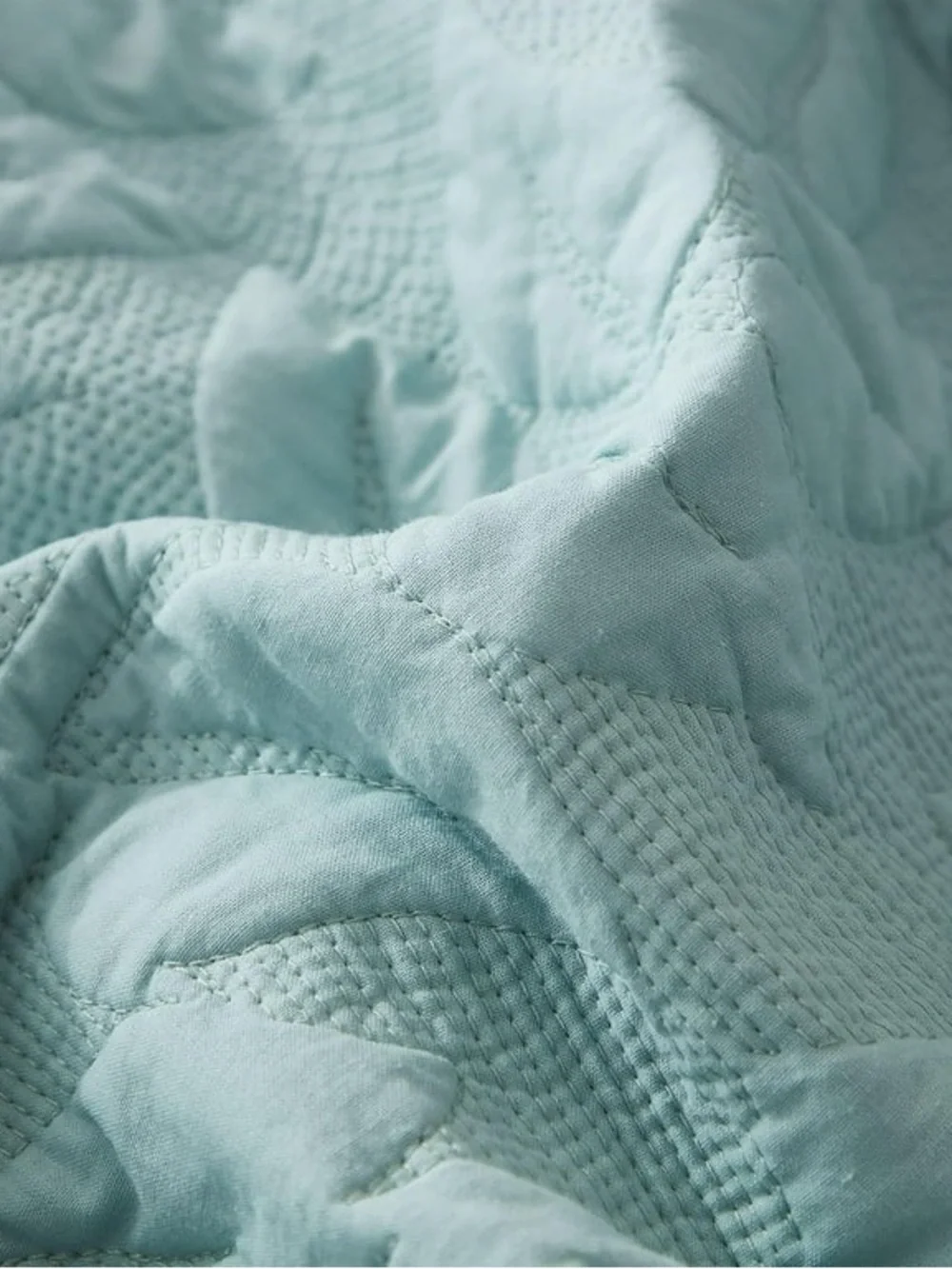 Light Blue Quilted Bedspread Set with Pillow Shams